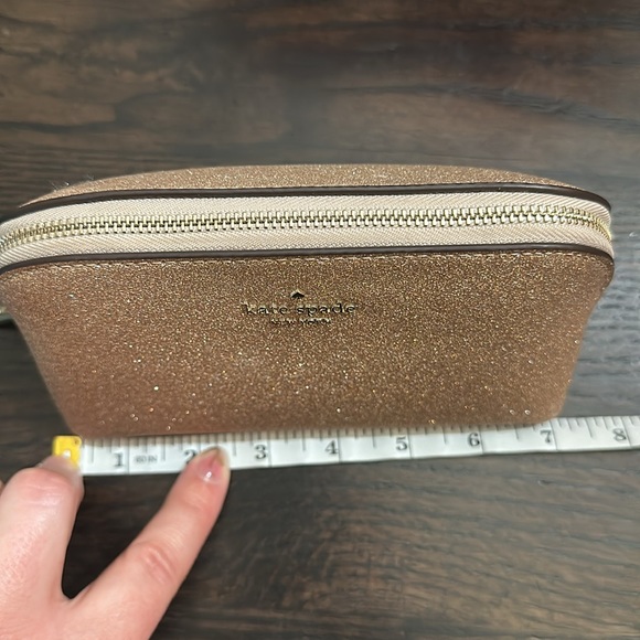 Kate spade glitter cosmetic pouch - Picture 9 of 11